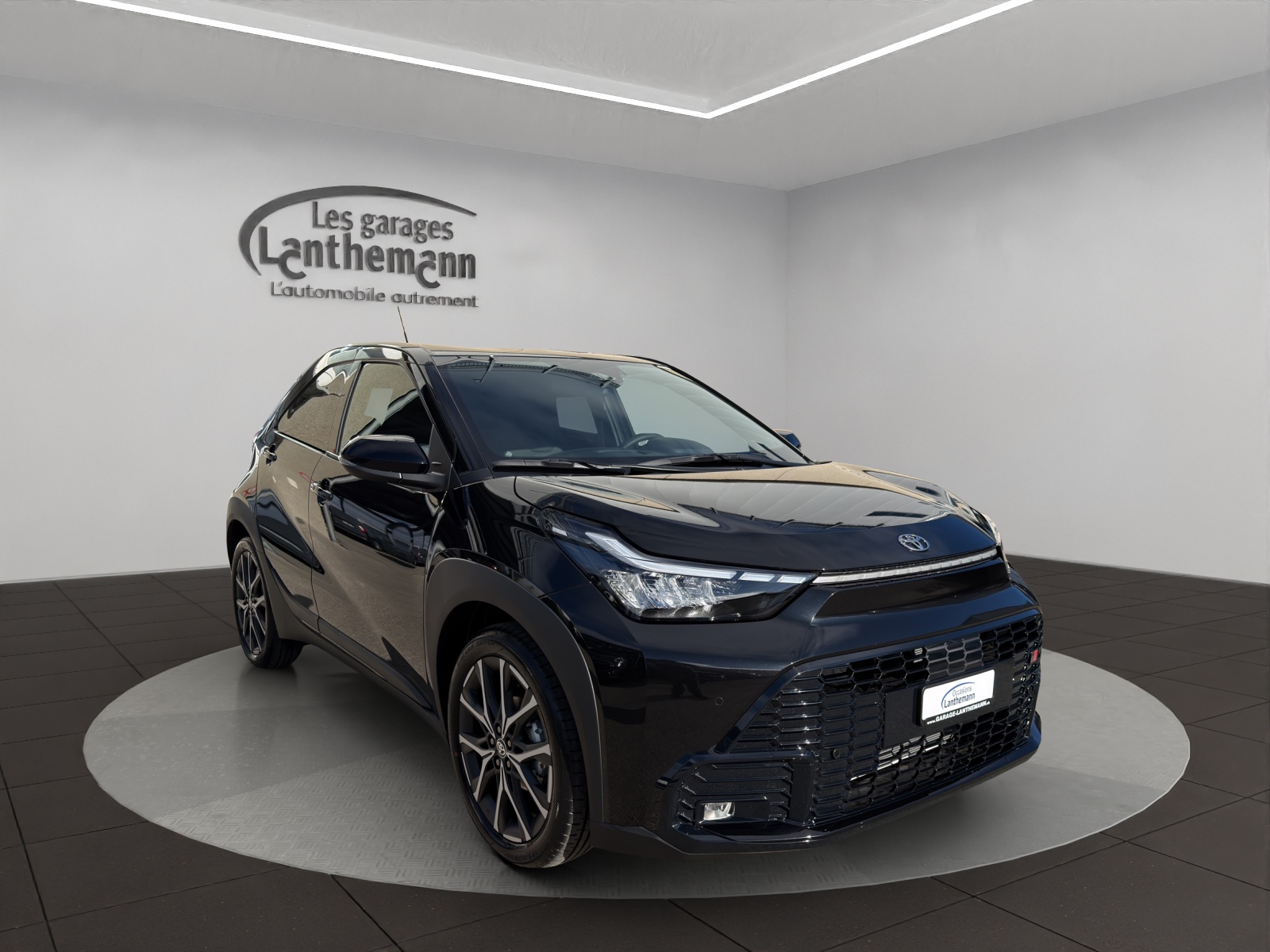 TOYOTA Aygo X 1.5 GR Sport e-CVT-image-5