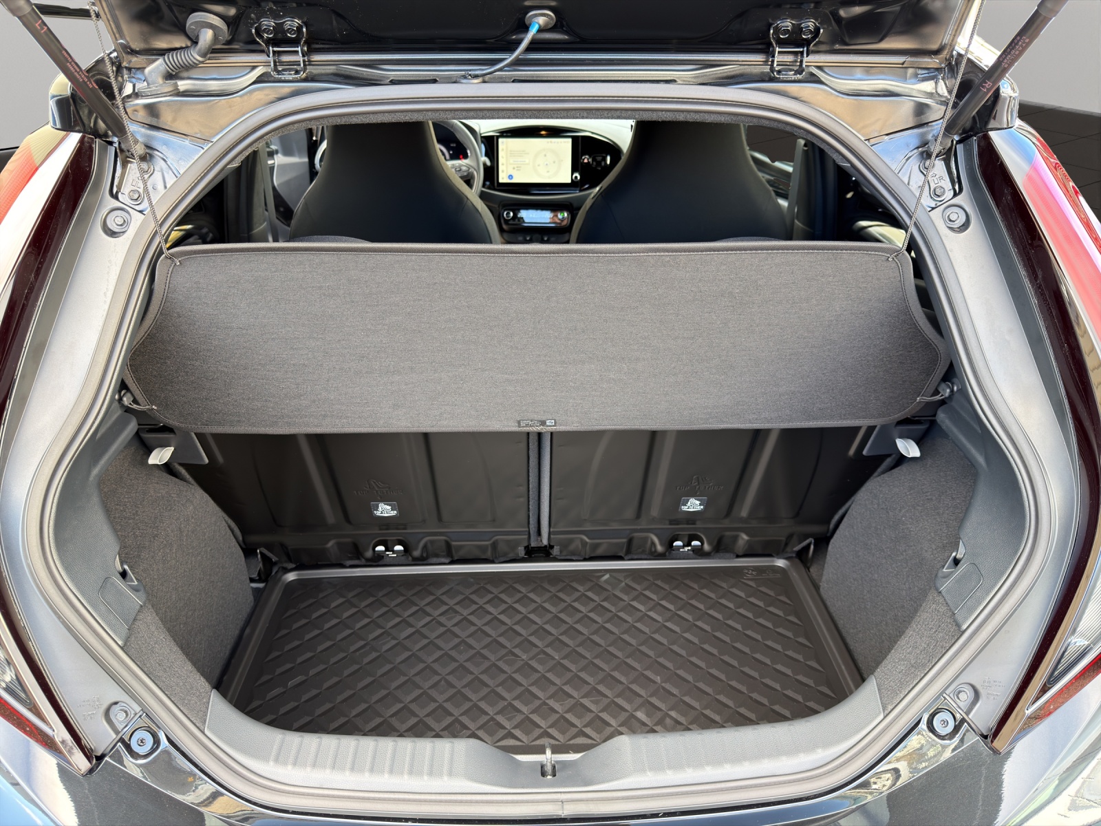 TOYOTA Aygo X 1.5 GR Sport e-CVT-image-16