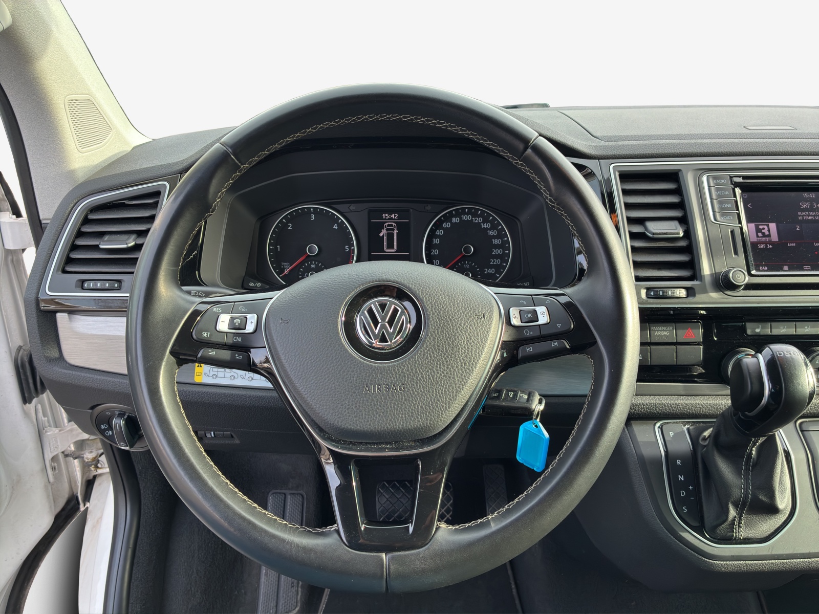 VW T6 California 2.0 Bi-TDI Beach Edition DSG-image-9
