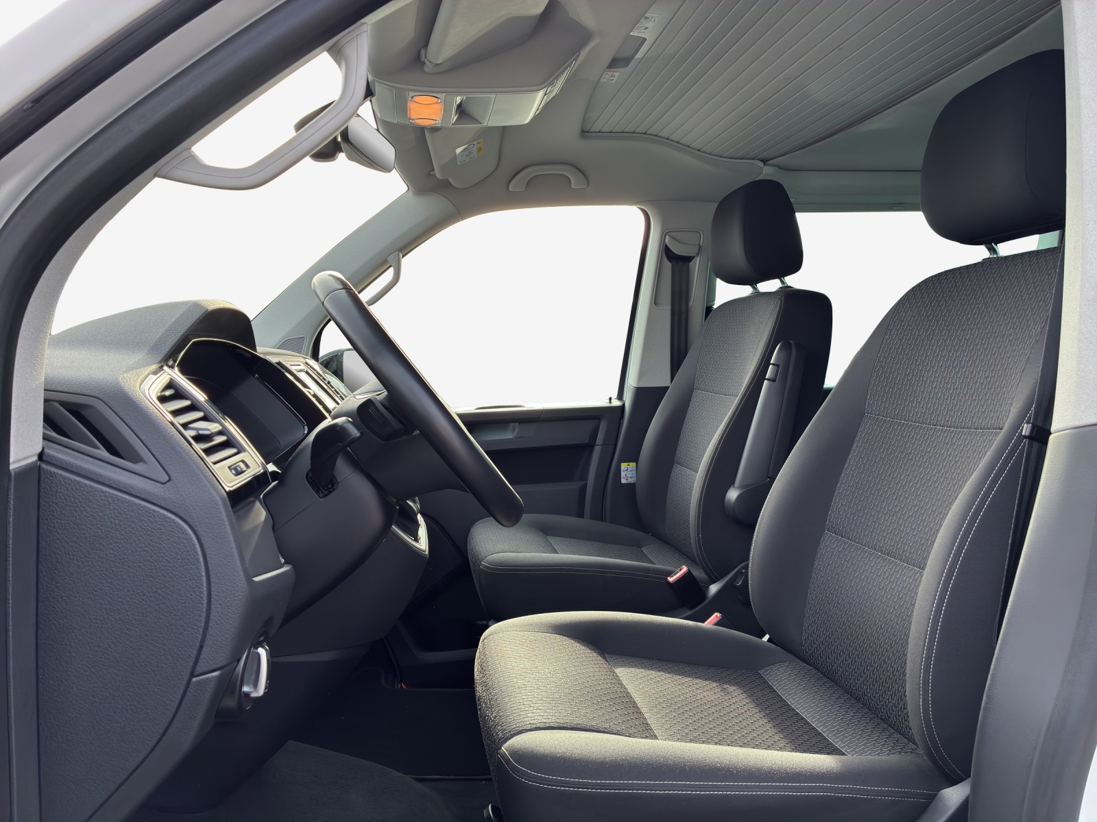 VW T6 California 2.0 Bi-TDI Beach Edition DSG-image-7