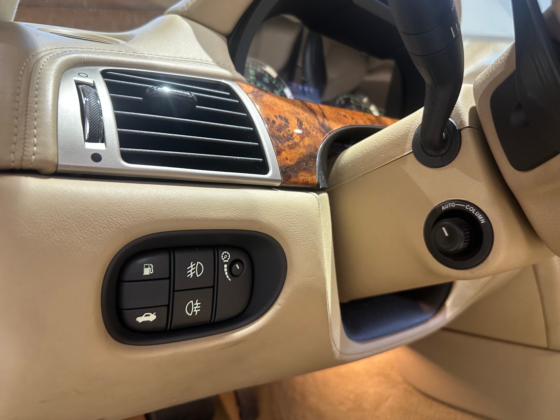 JAGUAR XK 4.2 V8 Convertible Automatic/Nahezu perfekter Zustand!Frisch ab grossem Service und frisch ab MFK!-image-16