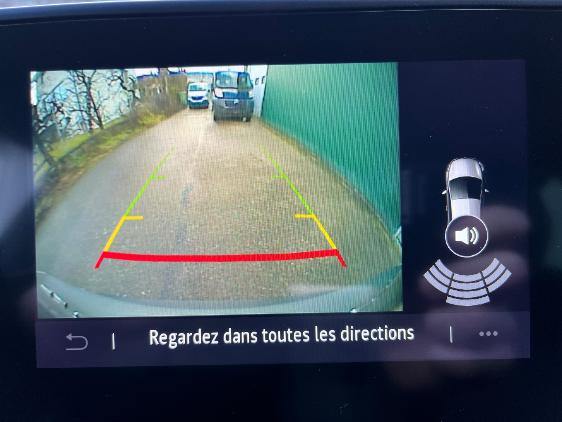 RENAULT Captur 1.3 TCe EDC Intens EDC-image-10