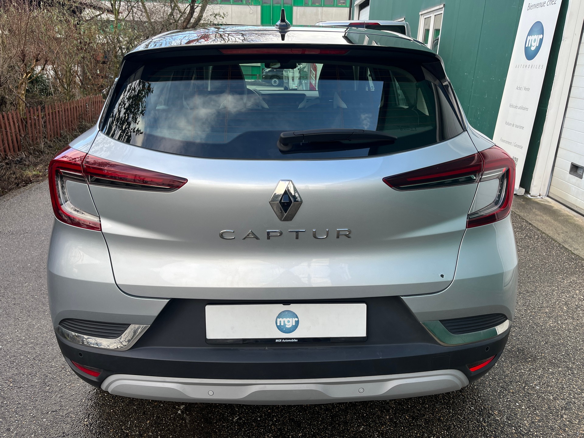 RENAULT Captur 1.3 TCe EDC Intens EDC-image-4