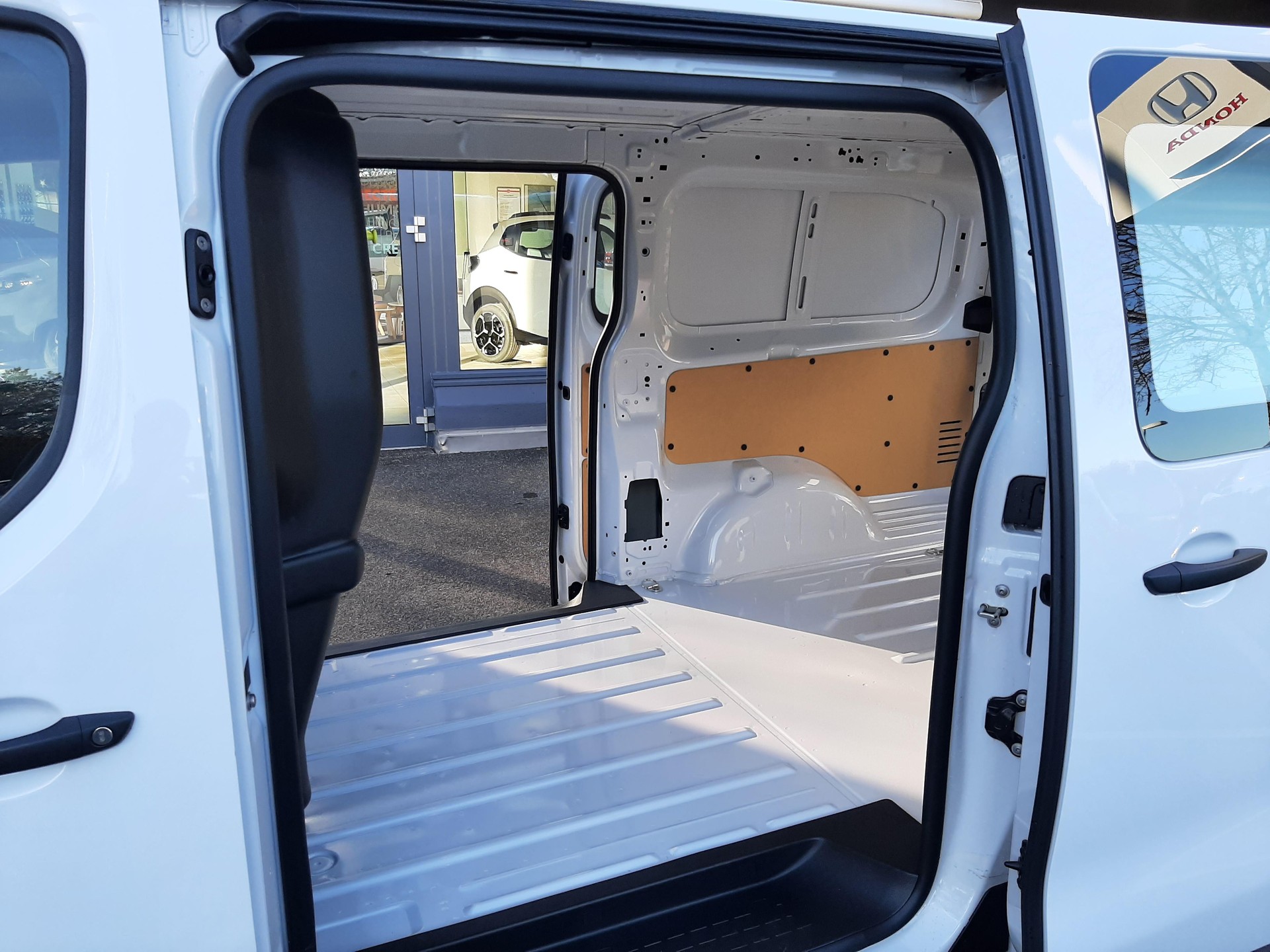 CITROEN e-Jumpy Kaw. XL 75 kWh-image-8