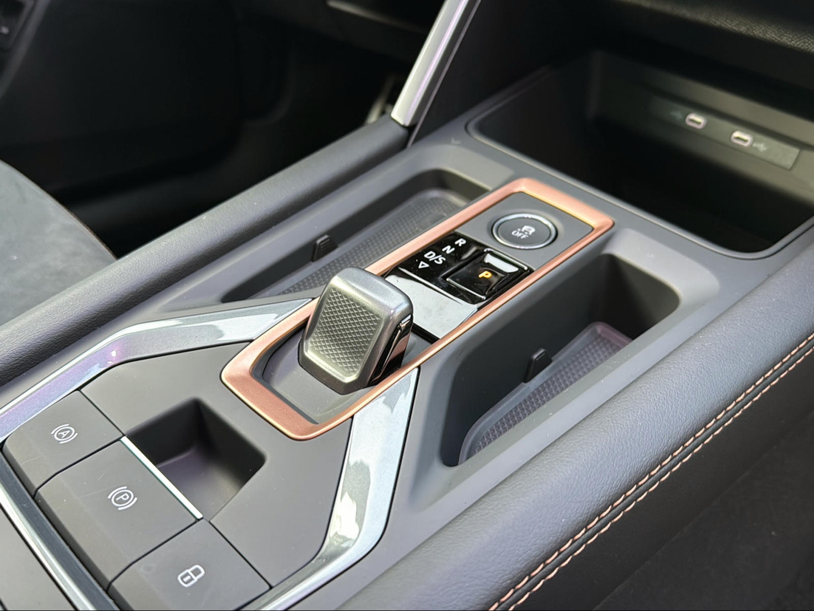 CUPRA Formentor 1.5 e-HYBRID pHEV Prime Edition VZ DSG-image-11