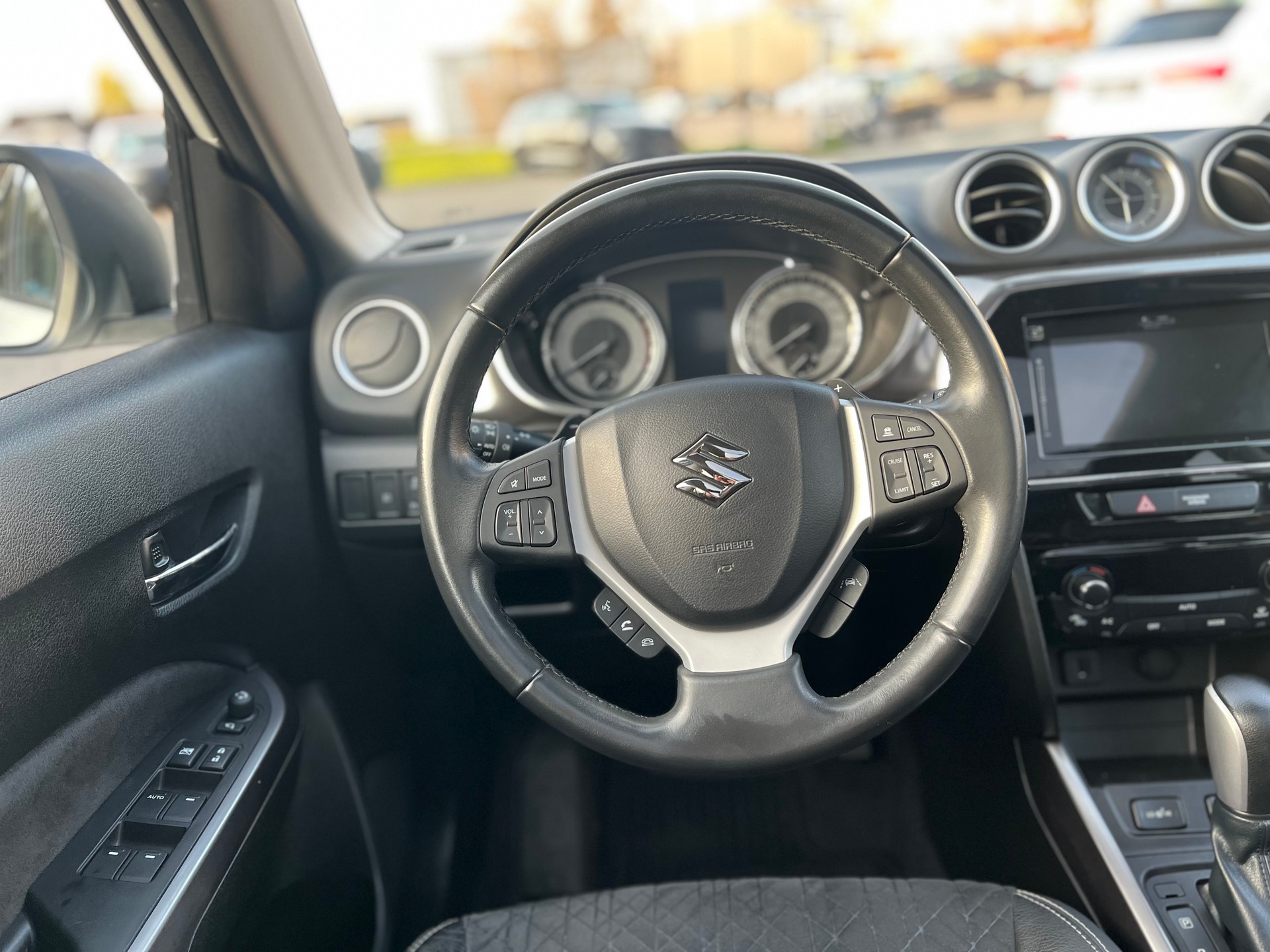SUZUKI Vitara 1.4 Boosterjet Piz Sulai Top Hybrid Automatic-image-15