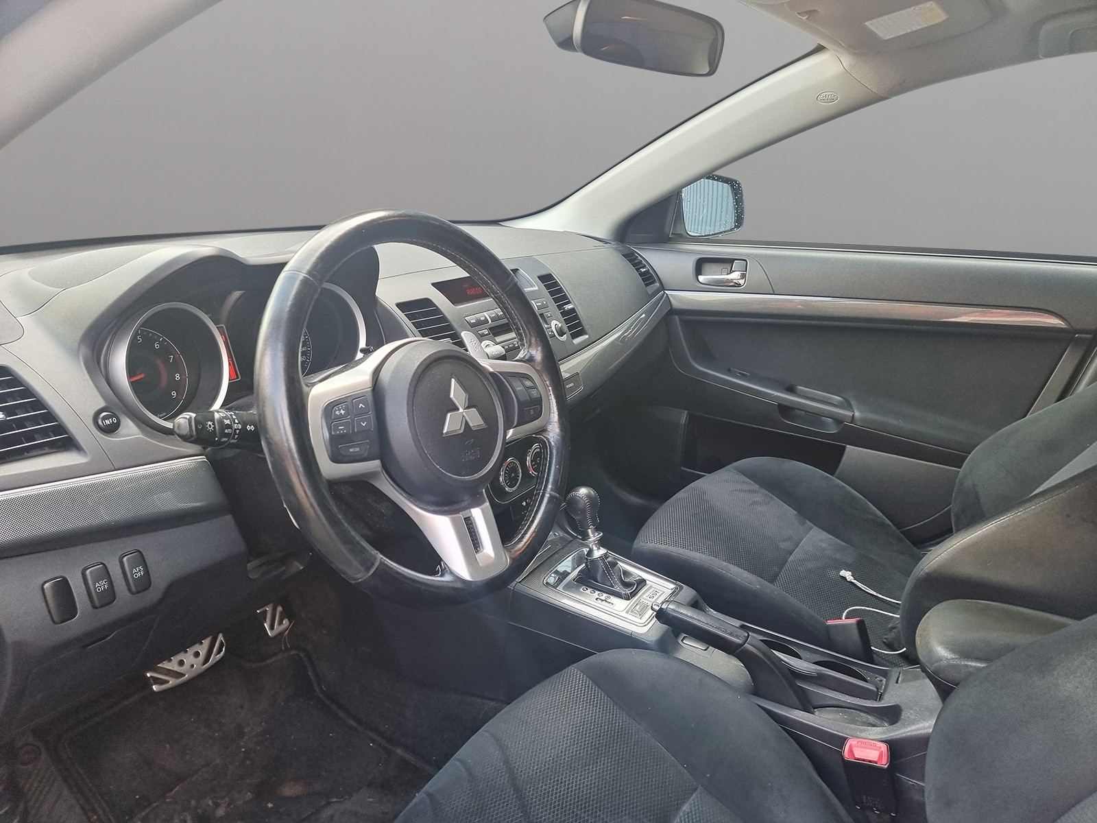 MITSUBISHI Lancer 2.0 Ralliart S 4WD TC-SST-image-8