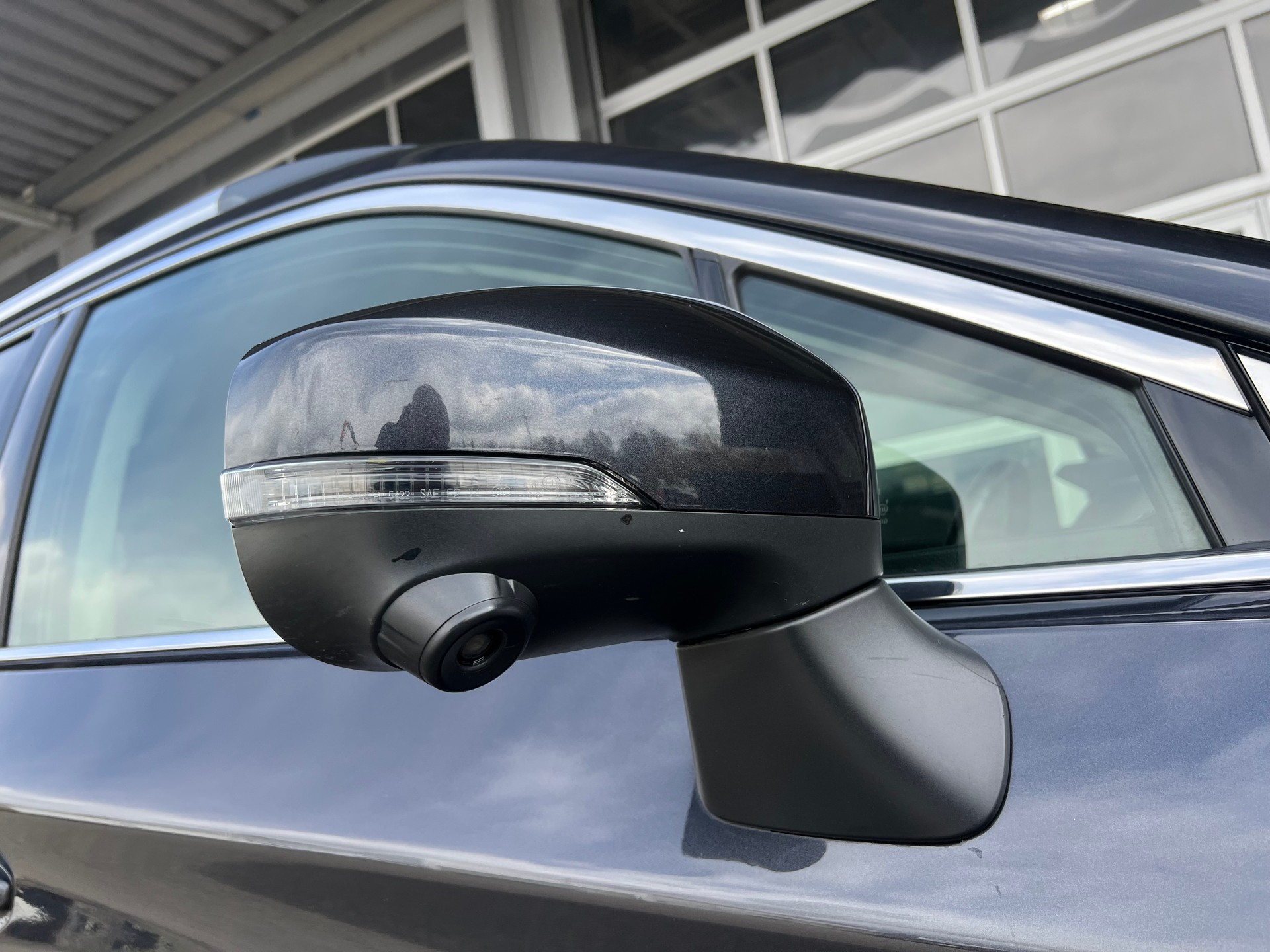 SUBARU Outback 2.5i Swiss AWD Lineartronic-image-16