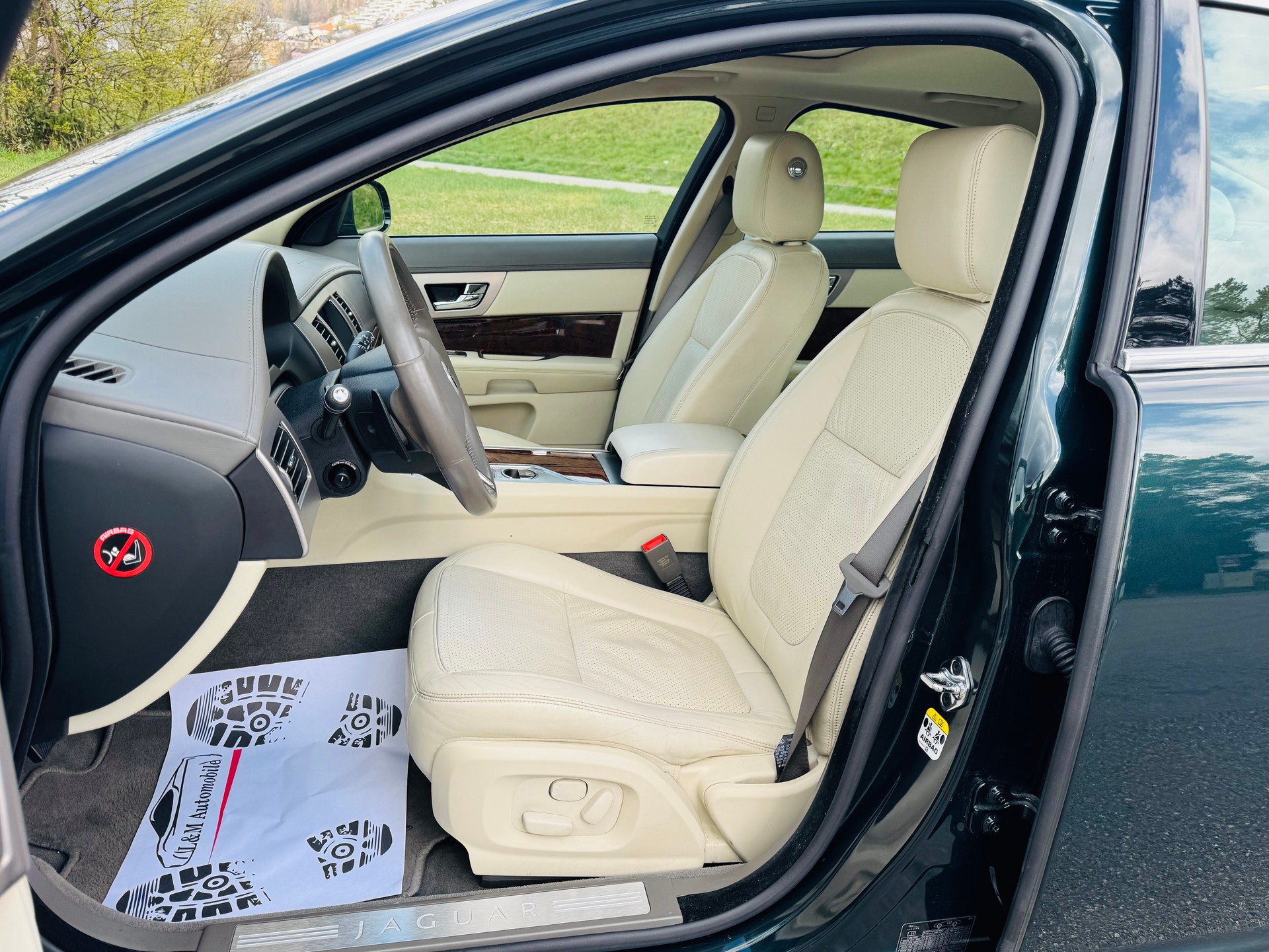 JAGUAR XF 3.0d S V6 Premium Luxury *AB MFK & Service*-image-10