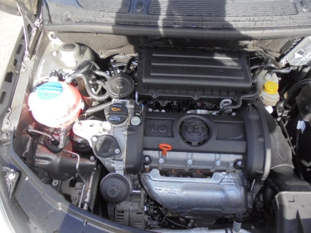 SKODA Fabia 1.6 Elegance Tiptronic-image-11