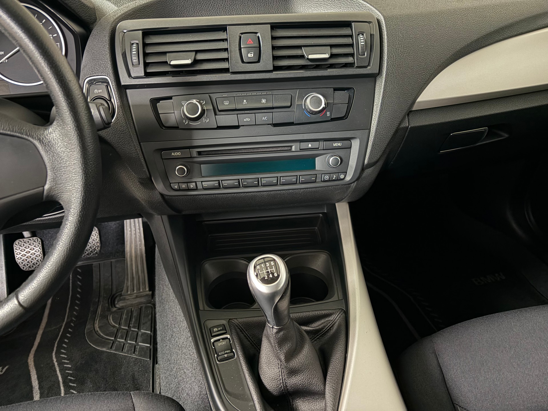 BMW 114i Business-image-7