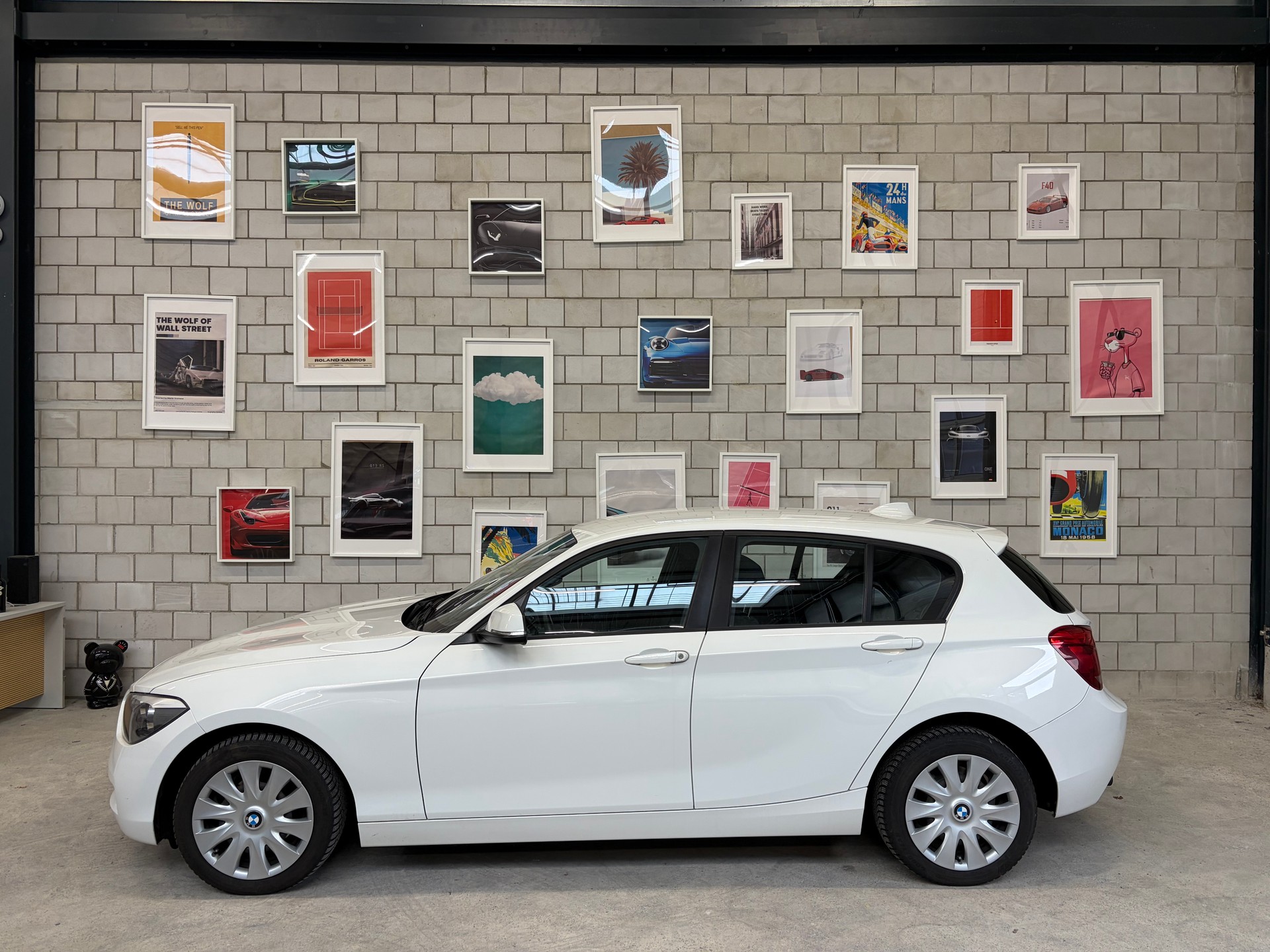 BMW 114i Business-image-0