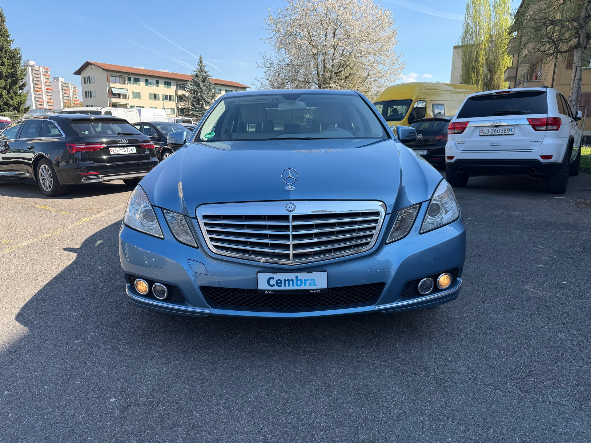MERCEDES-BENZ E 350 Avantgarde 4Matic 7G-Tronic-image-0