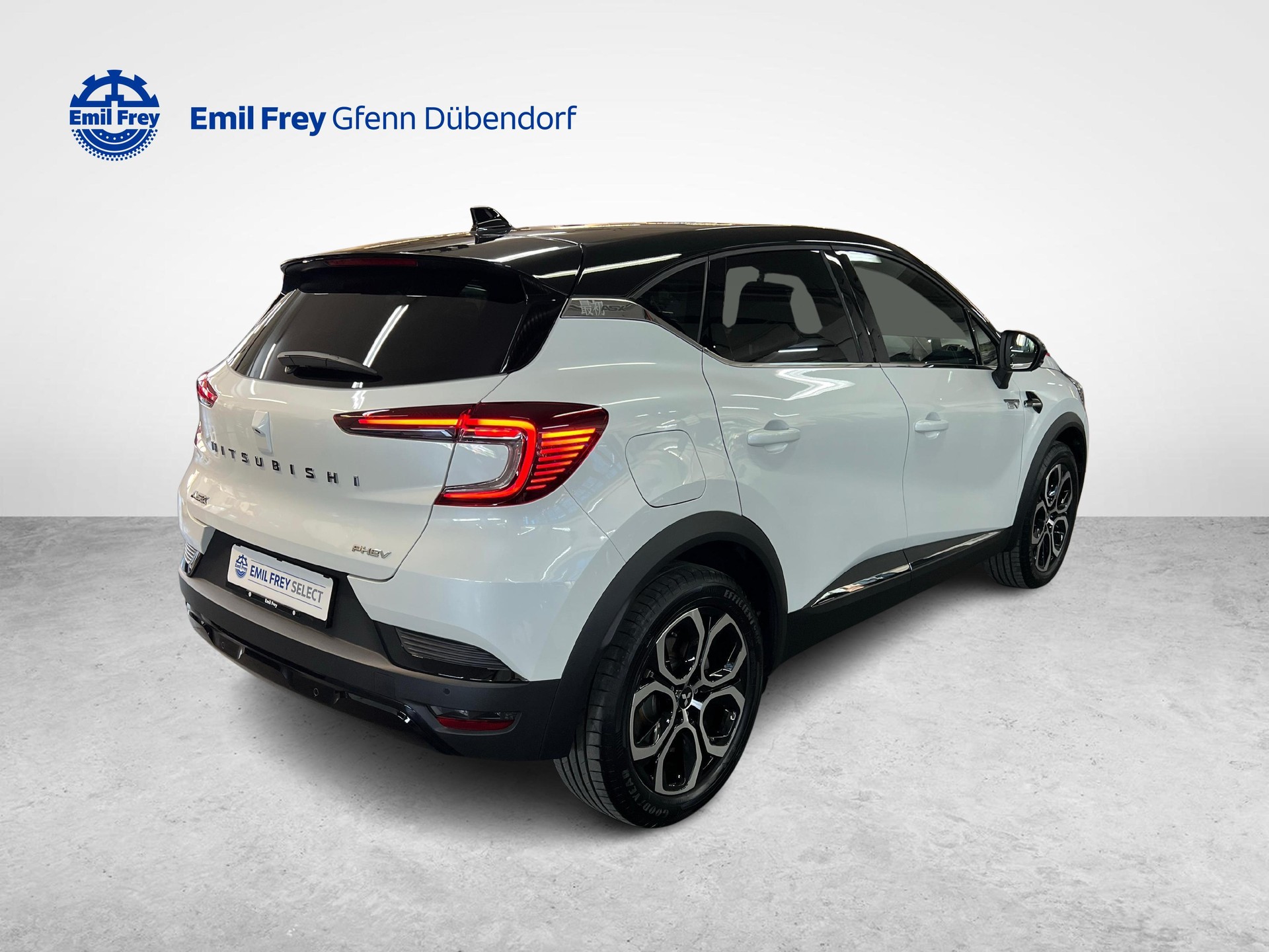 MITSUBISHI ASX 1.6 PHEV Instyle-image-4
