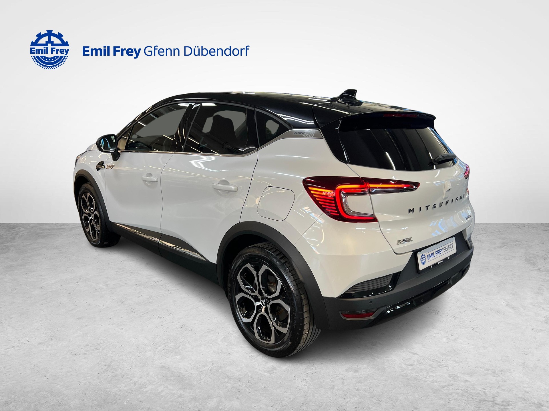 MITSUBISHI ASX 1.6 PHEV Instyle-image-2