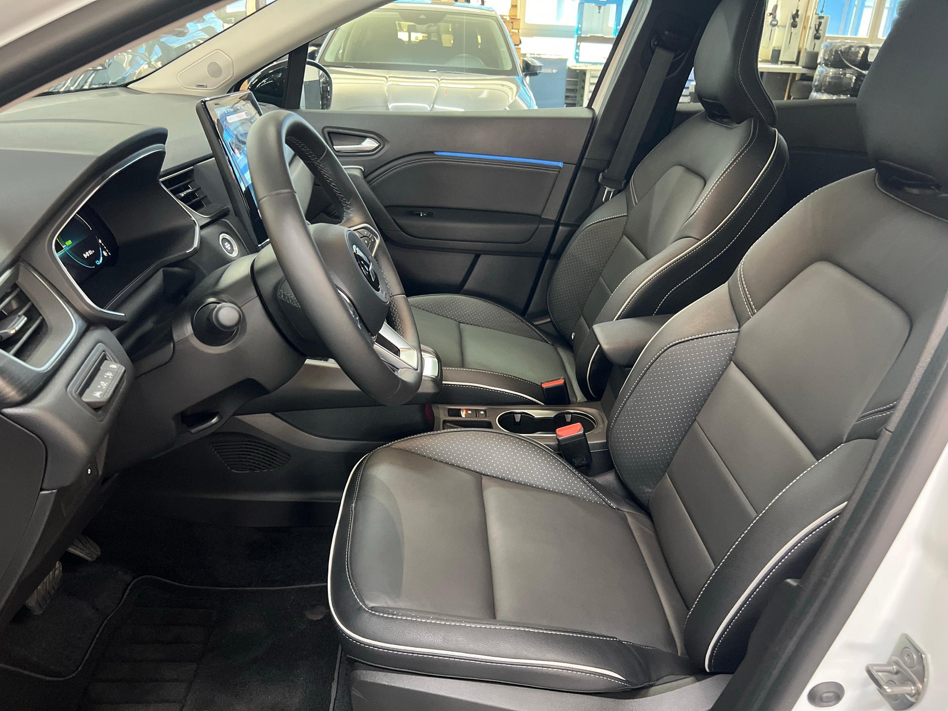 MITSUBISHI ASX 1.6 PHEV Instyle-image-12