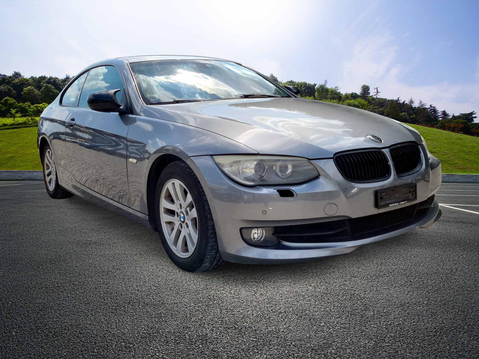 BMW 320i Coupé-image-6