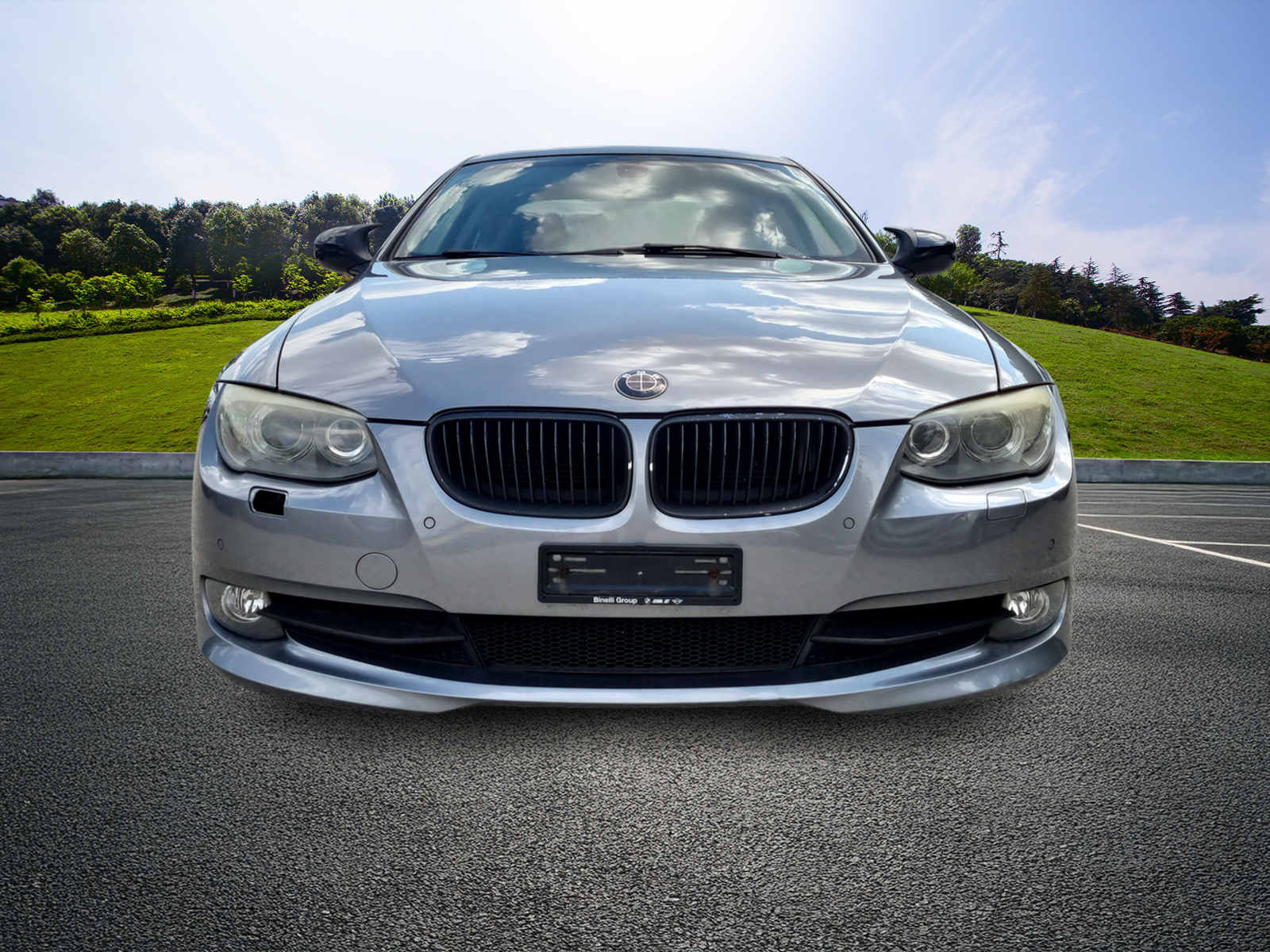 BMW 320i Coupé-image-7