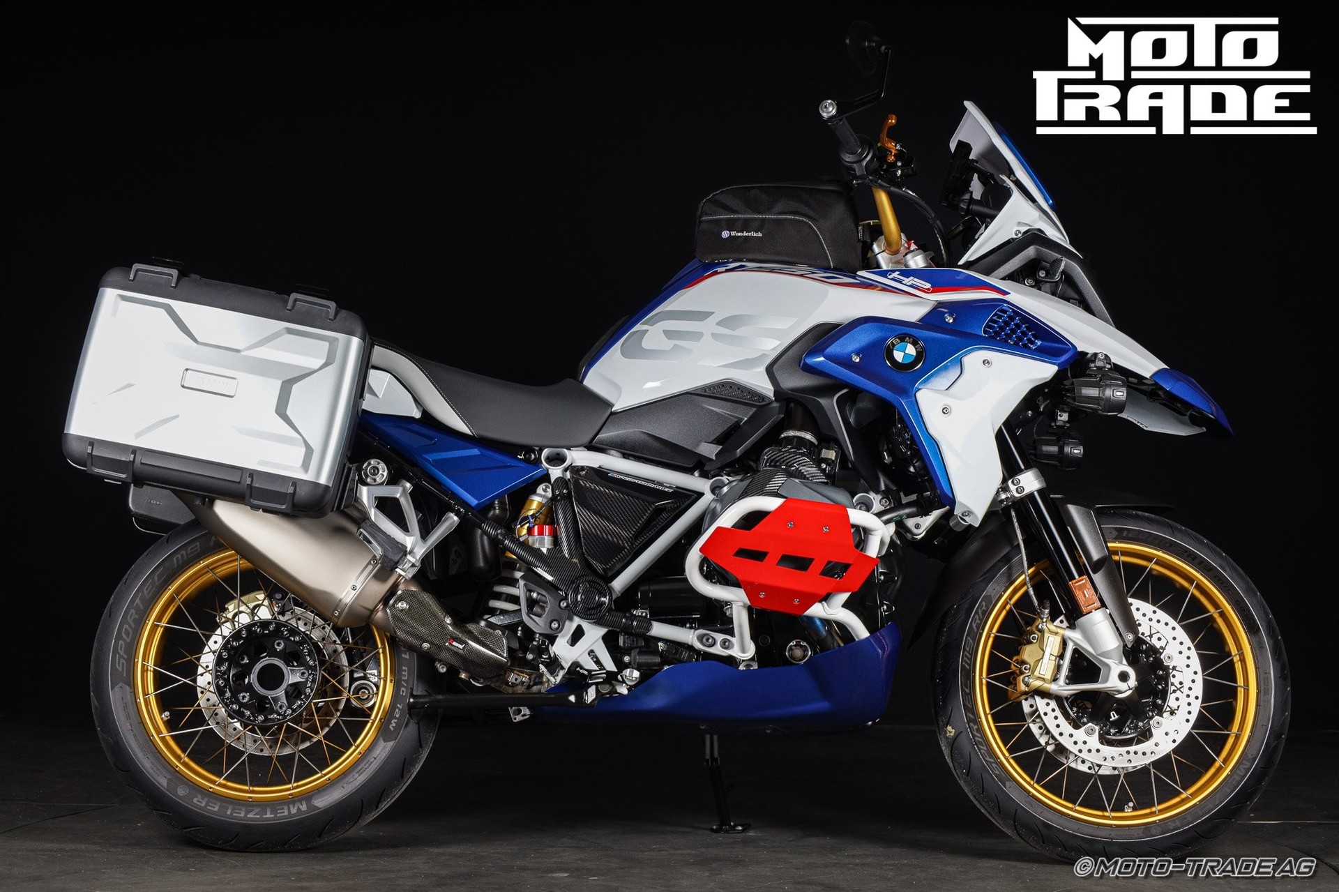 BMW R 1250 GS ABS HP4 DESIGN AKRAPOVIC-showroom-element-1