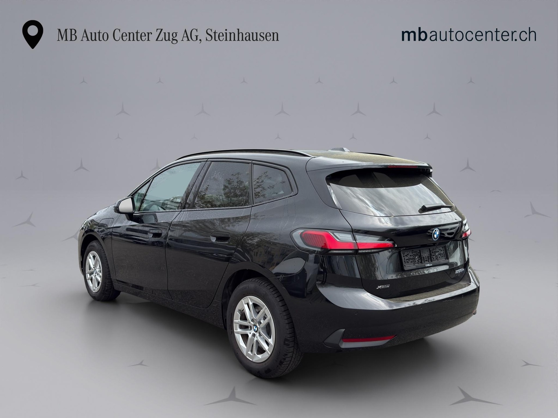 BMW 225e xDrive Active Tourer-image-3