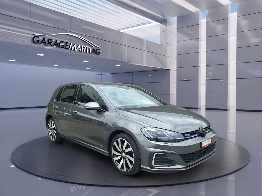 VW Golf VII 1.4 TSI Plug-In-Hybrid GTE DSG-image-2