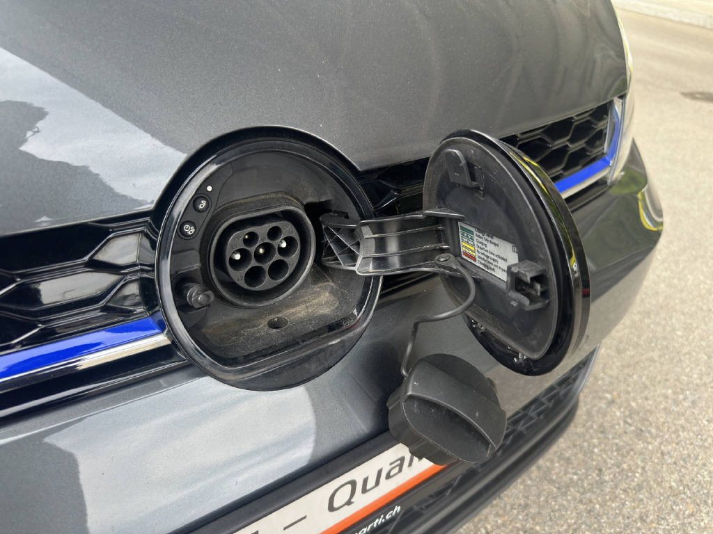 VW Golf VII 1.4 TSI Plug-In-Hybrid GTE DSG-image-18