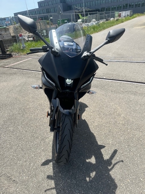 YAMAHA YZF-R 125 ABS-showroom-element-3