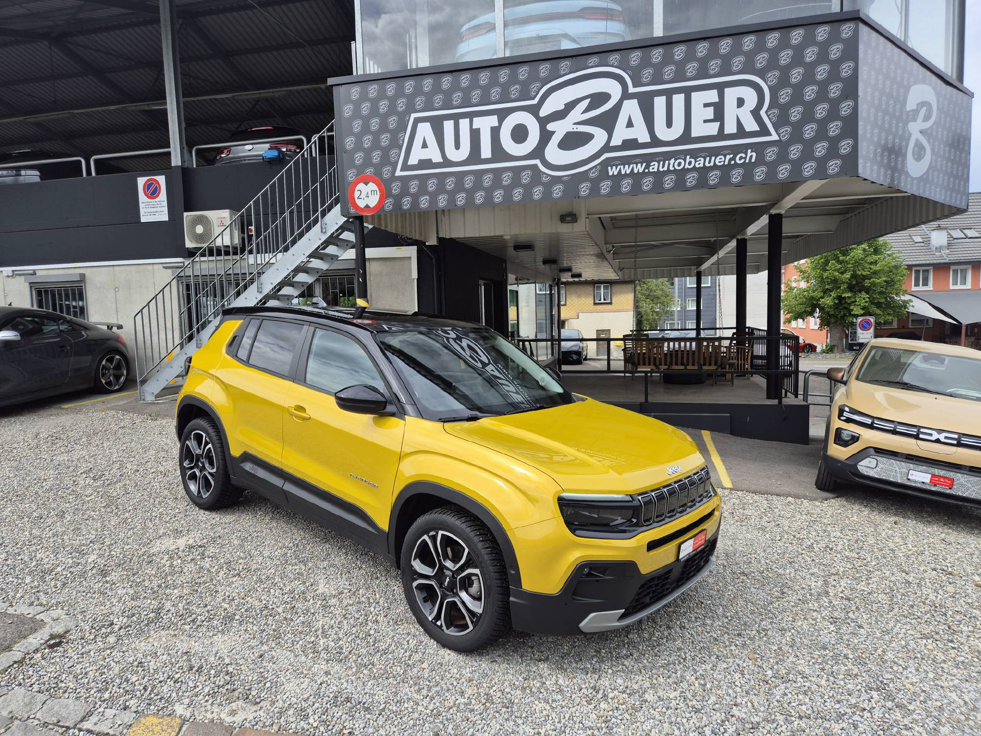JEEP Avenger 1.2 MHEV Summit & Sky-image-0