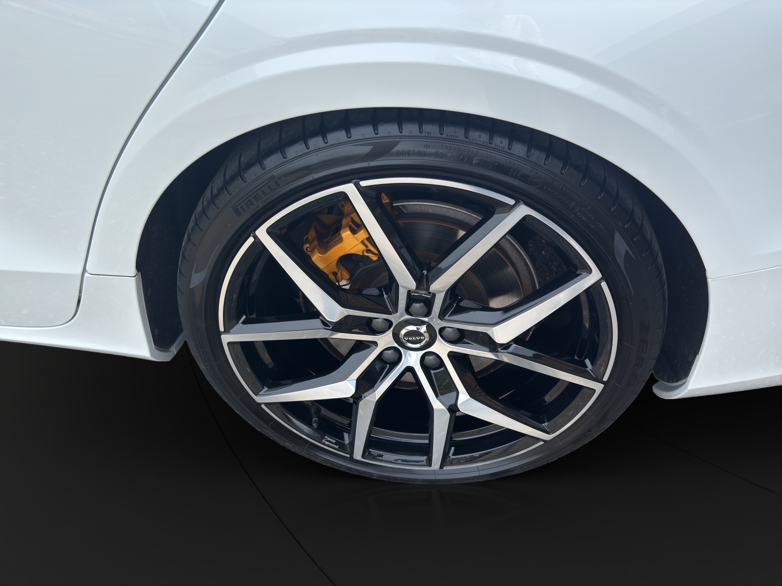 VOLVO V60 2.0 T8 TE Polestar eAWD-showroom-element-3