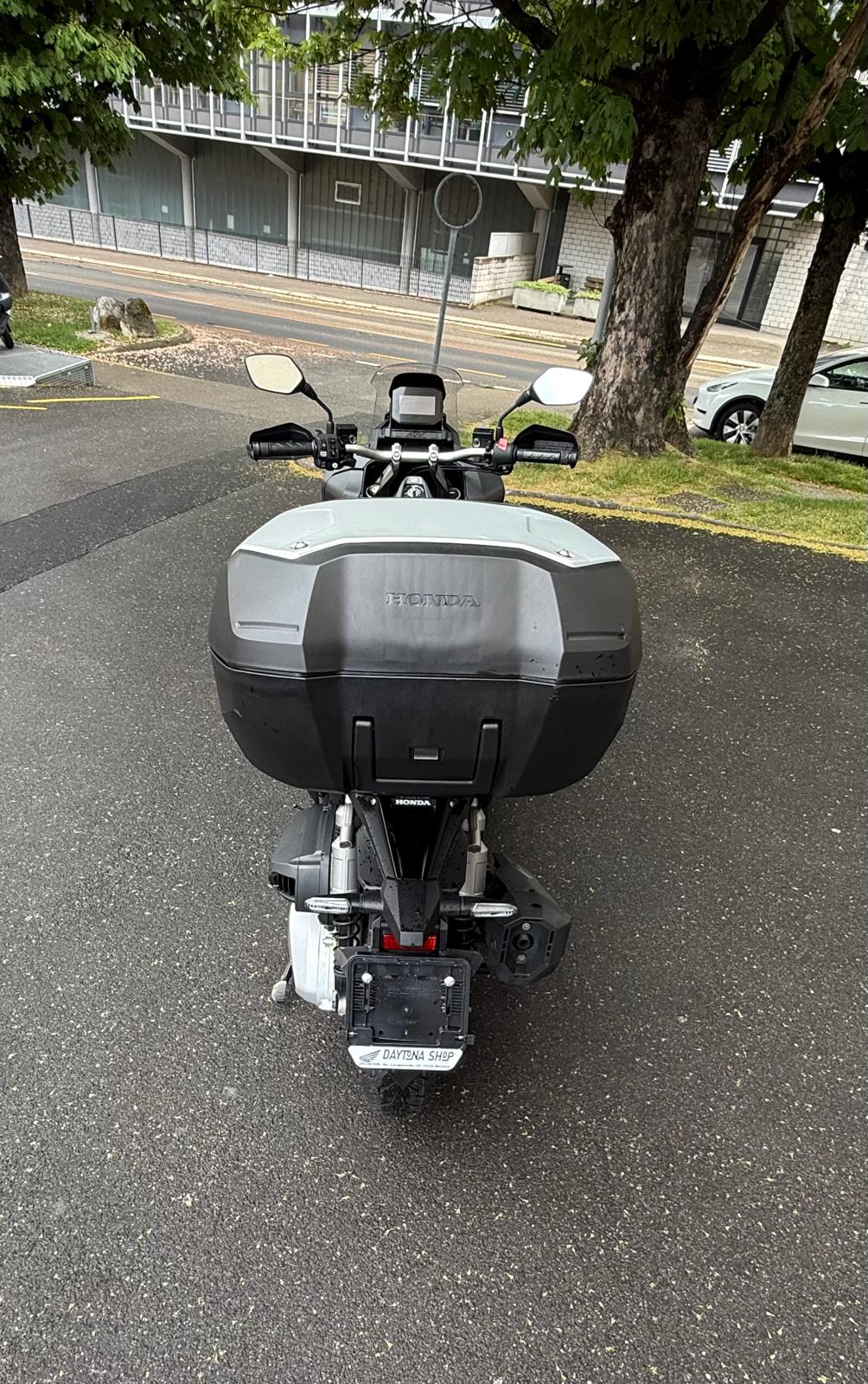 HONDA ADV 350-image-8