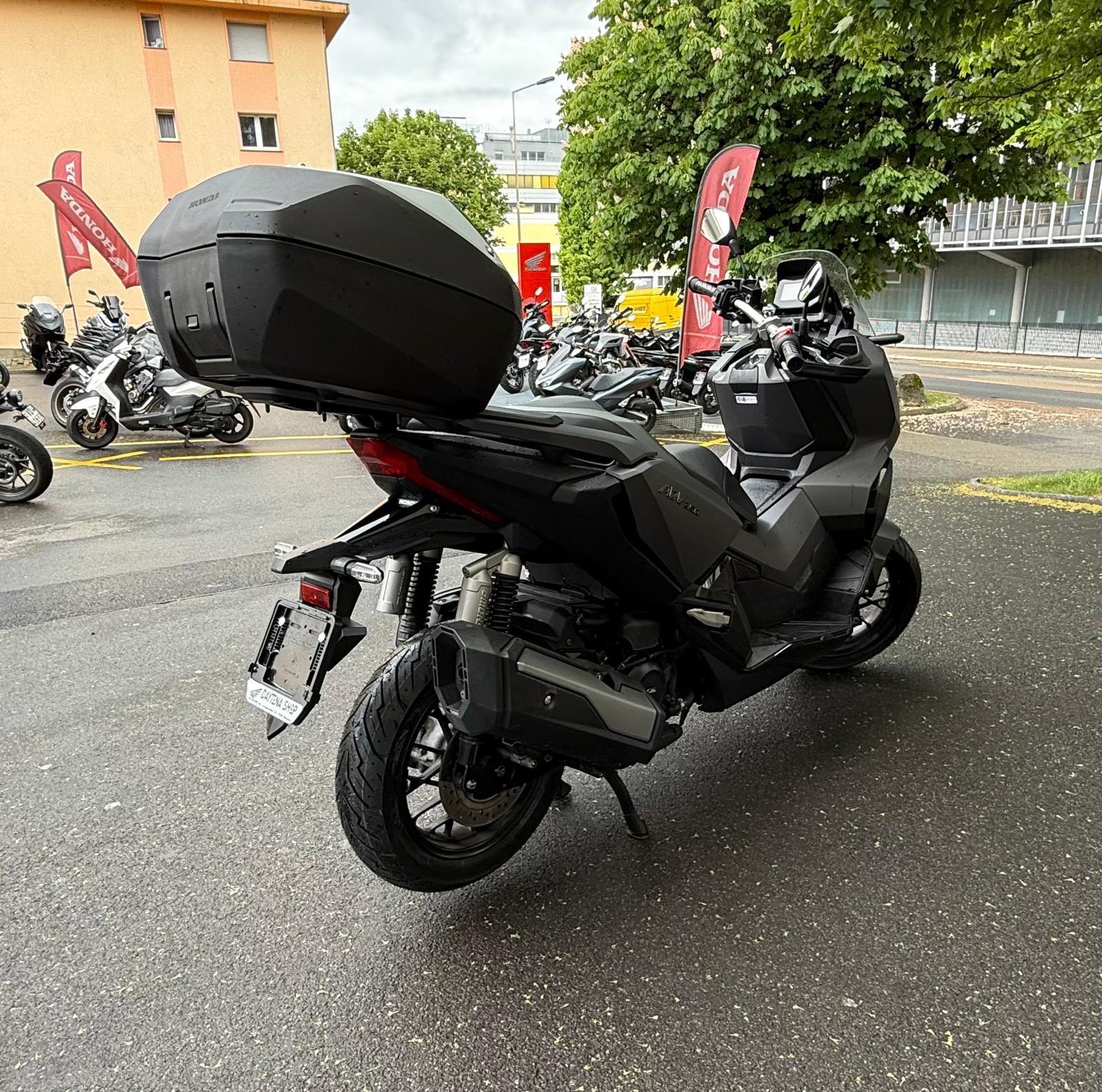 HONDA ADV 350-image-5