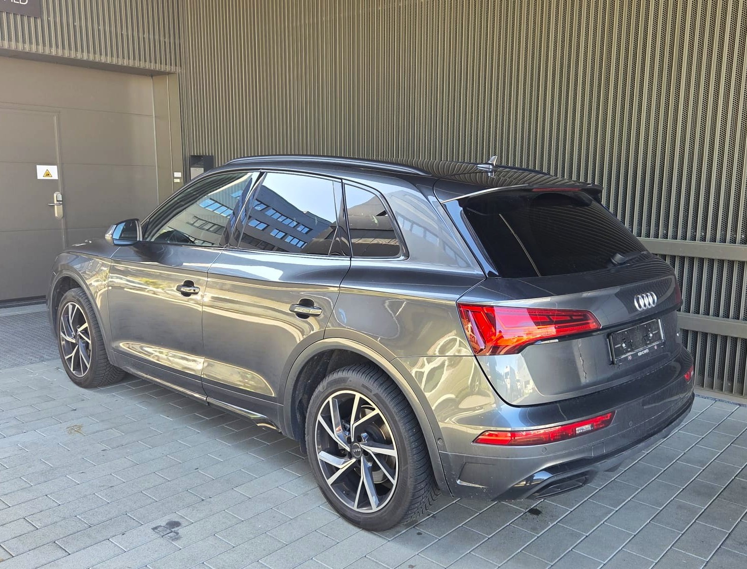 Car photo