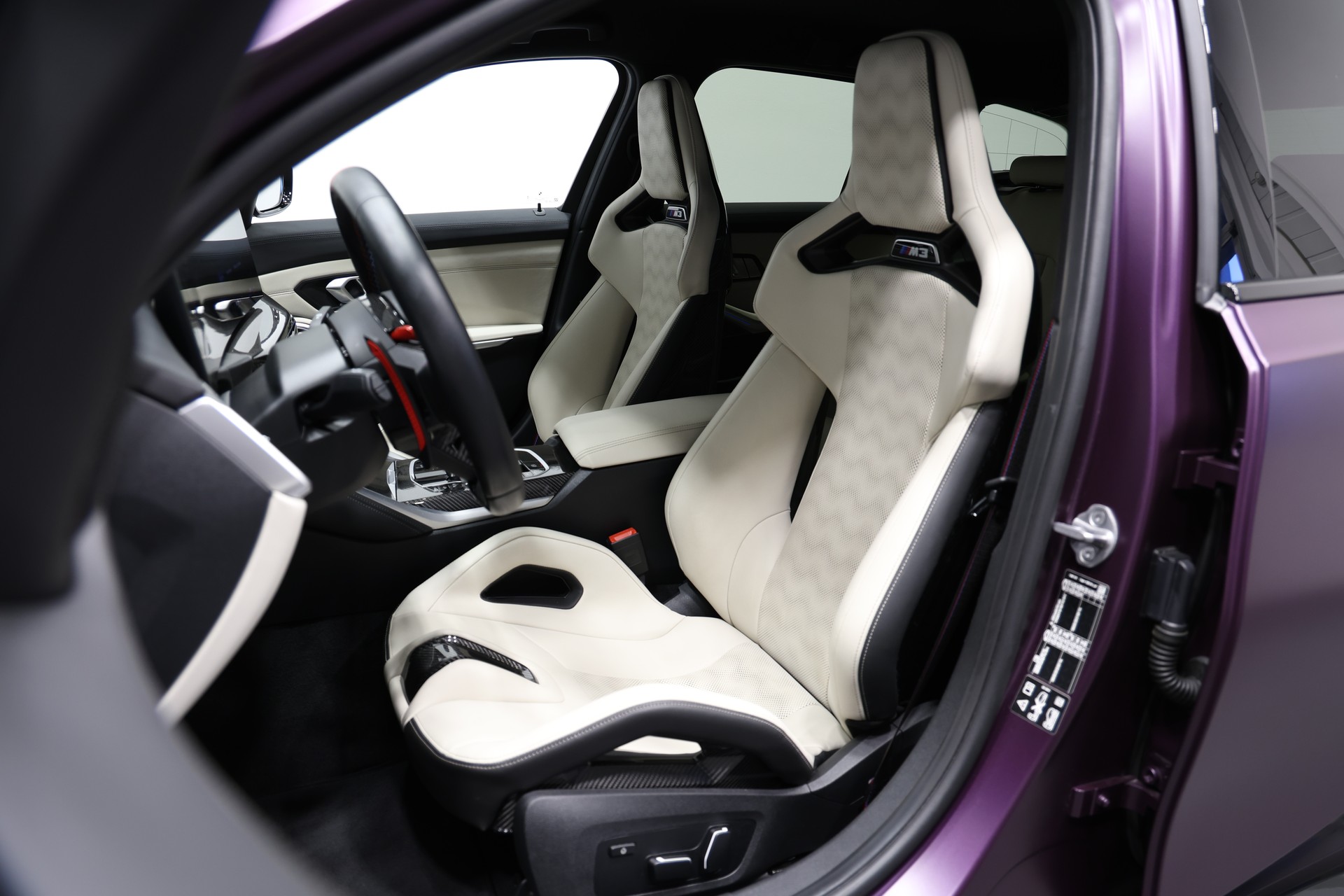 BMW M3 Touring xDrive Competition M LCI *FROZEN PURPLE*Carbon Schalensitze*BMW Werksgarantie bis 10.2027*-image-17