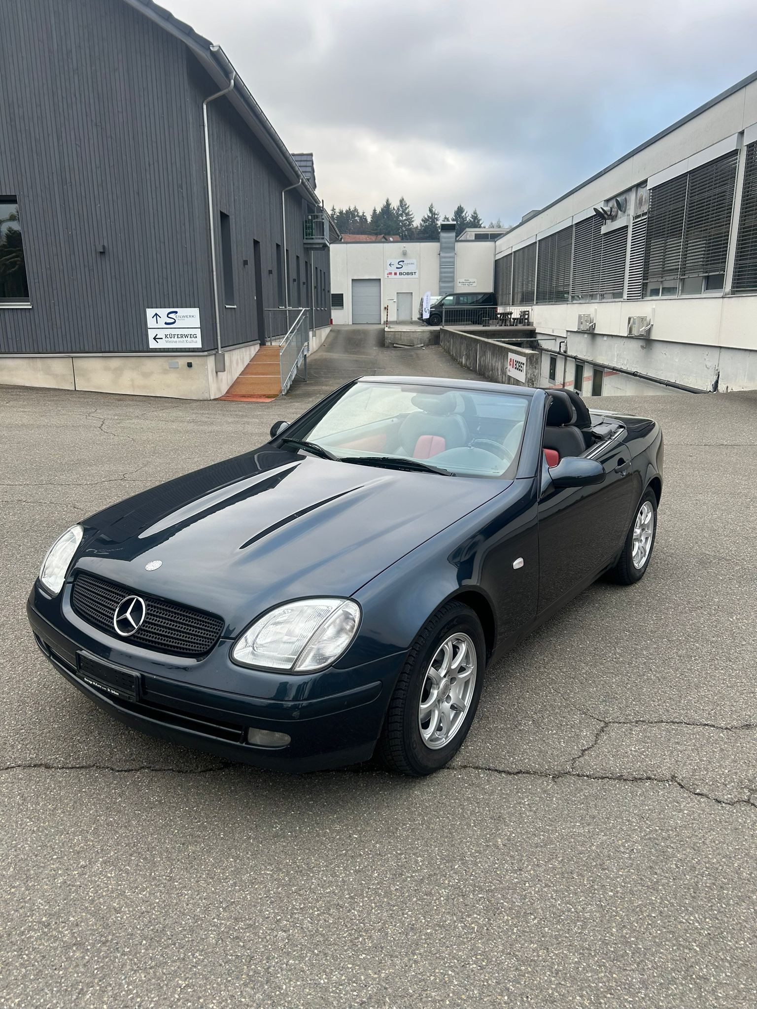MERCEDES-BENZ SLK 200-image-1