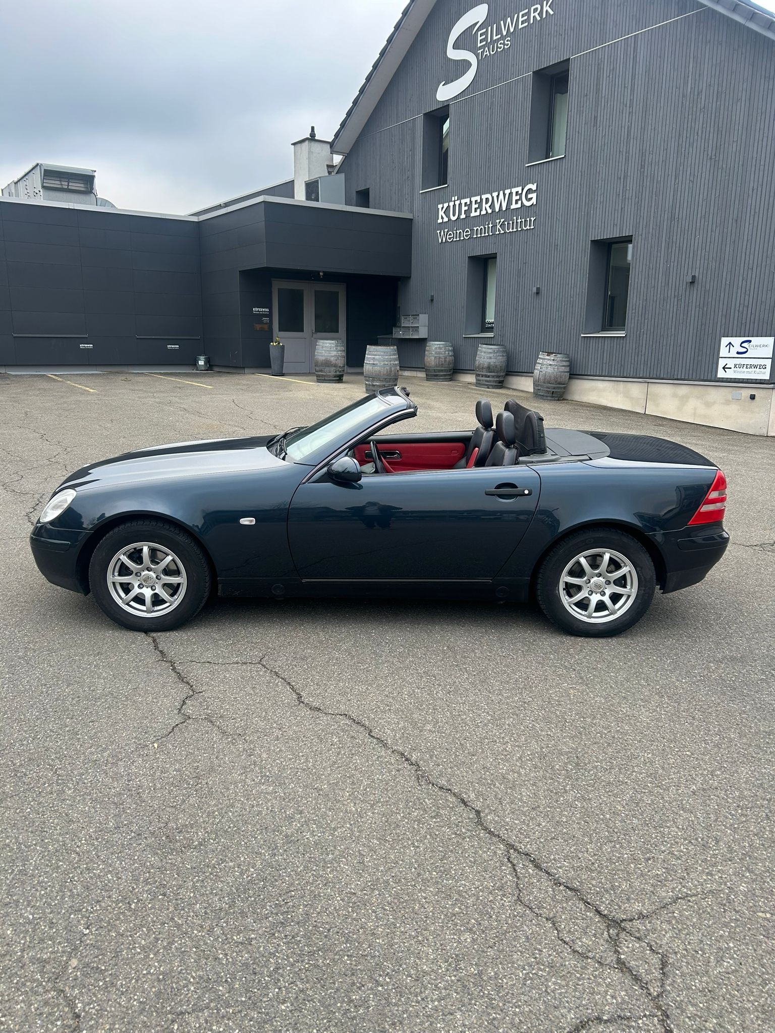 MERCEDES-BENZ SLK 200-image-2