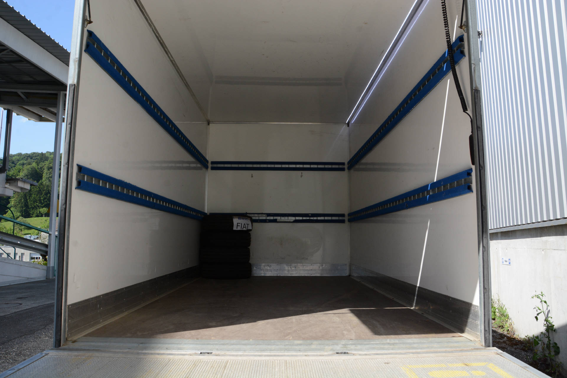 FIAT Ducato 290 35 Kab.-Ch. 4035 2.3 MJ-image-8
