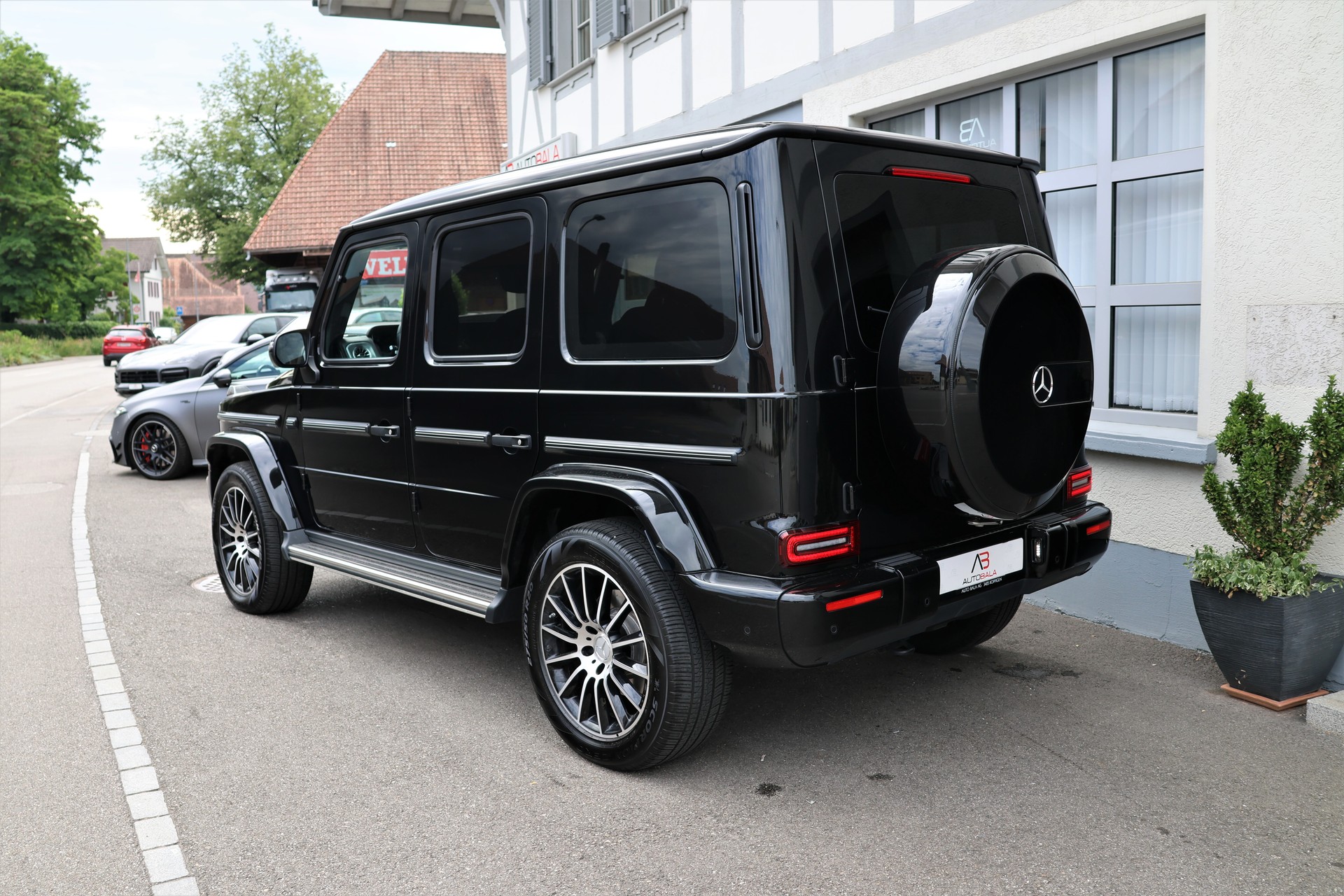 MERCEDES-BENZ G 350 d AMG Line 9G-Tronic (CH) "G Manufaktur"-image-6