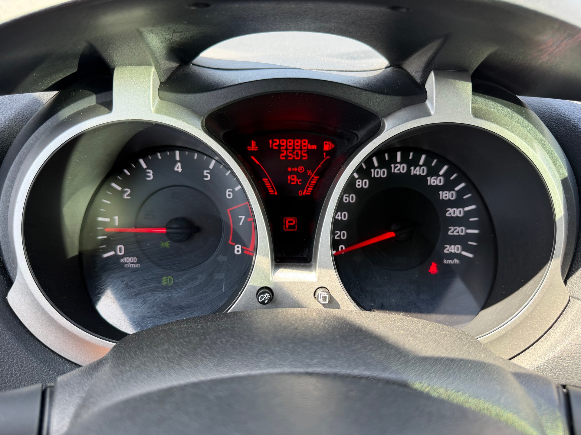 NISSAN Juke 1.6 tekna Xtronic CVT-image-9