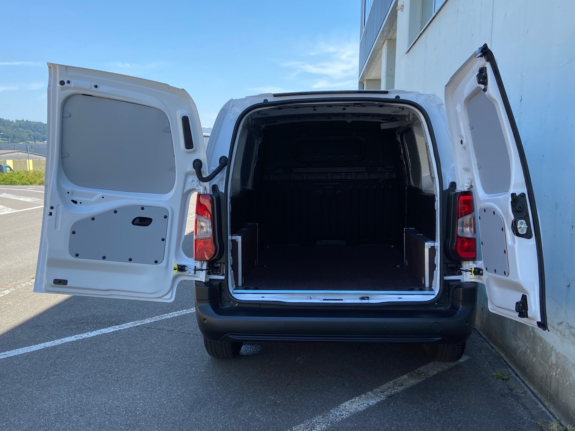 OPEL Combo Cargo 1.5 XL L2-image-10