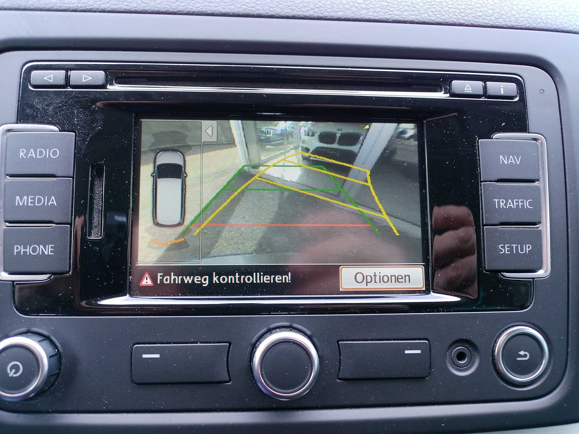 VW Sharan 2.0 TDI BlueMotion Technology Cup 4Motion-image-24