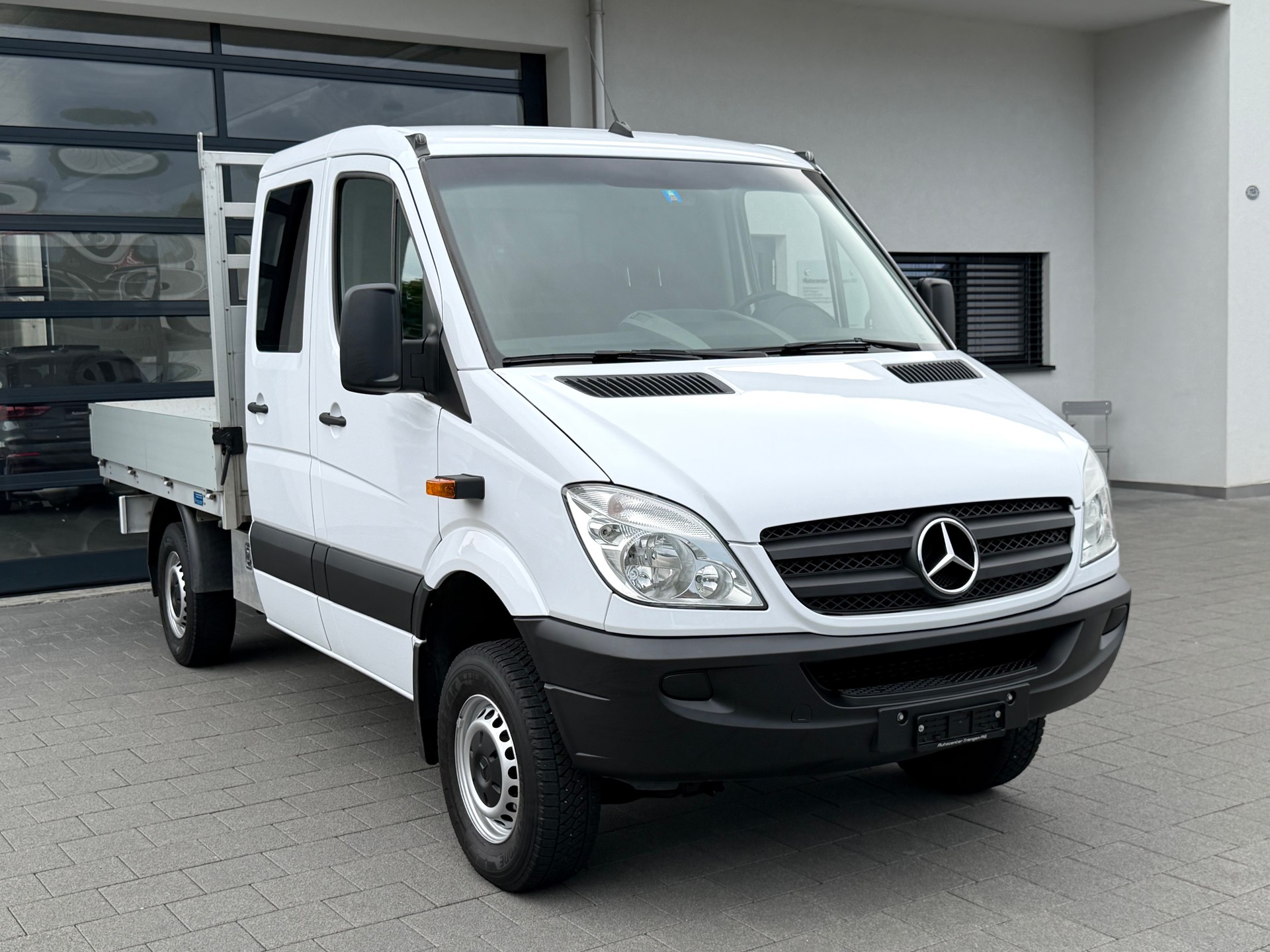 MERCEDES-BENZ Sprinter 316 CDI Standard 4x4 Automat-image-1