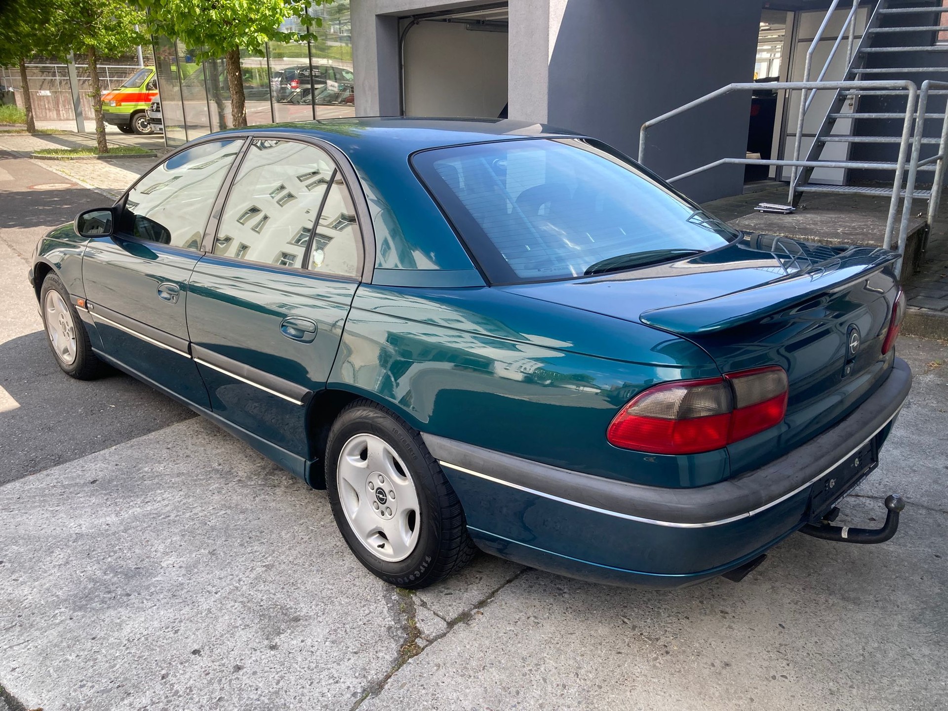 OPEL Omega 3.0i MV6 A-image-3