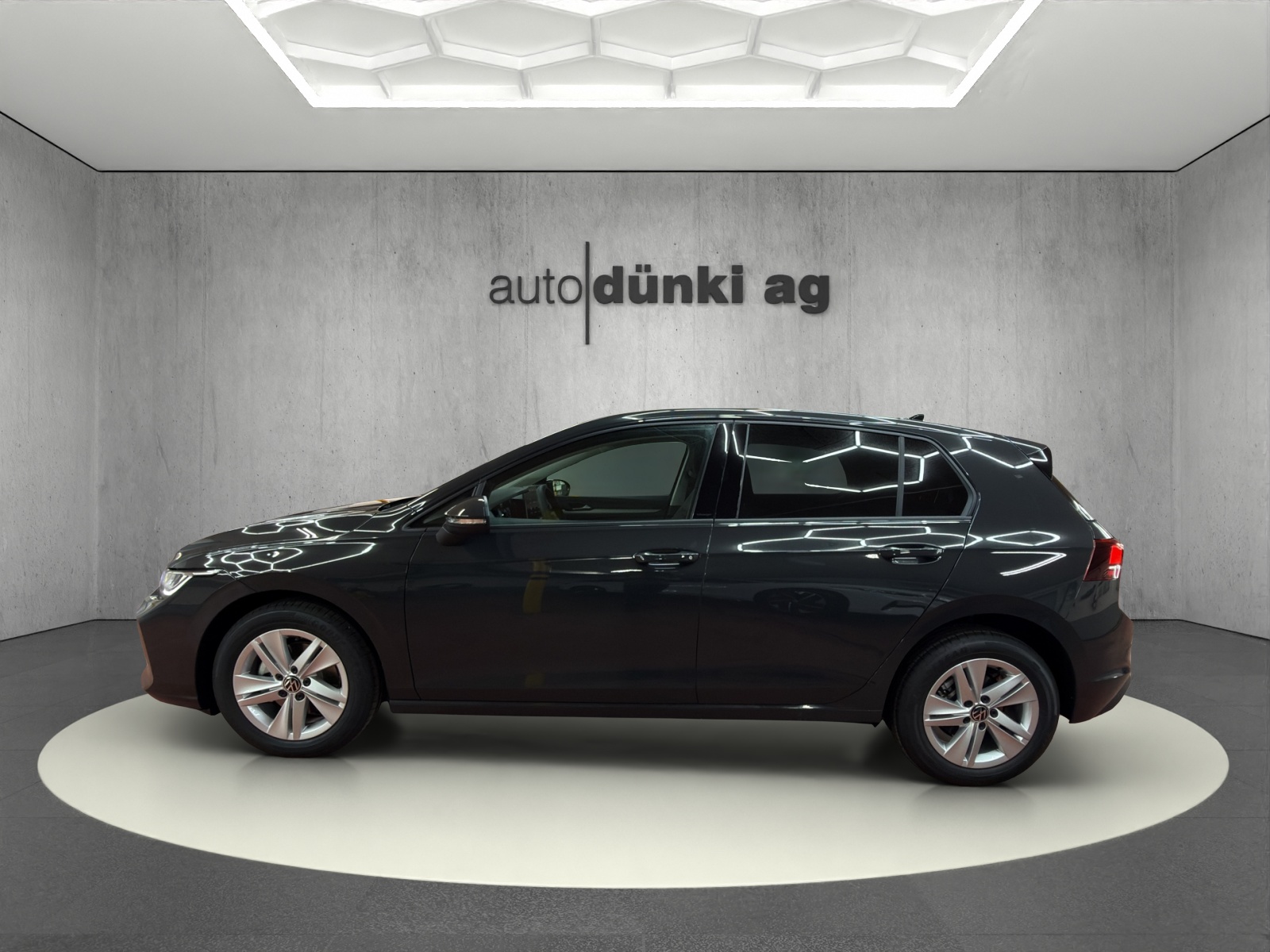 VW Golf 1.5 e TSI mHEV Value DSG-image-1