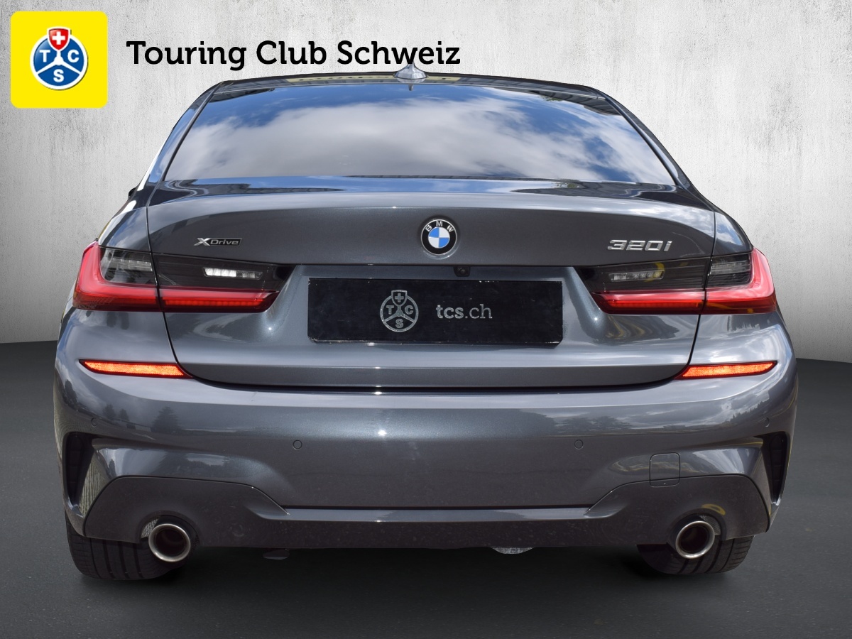 BMW 320i xDrive Steptronic M Sport-image-3