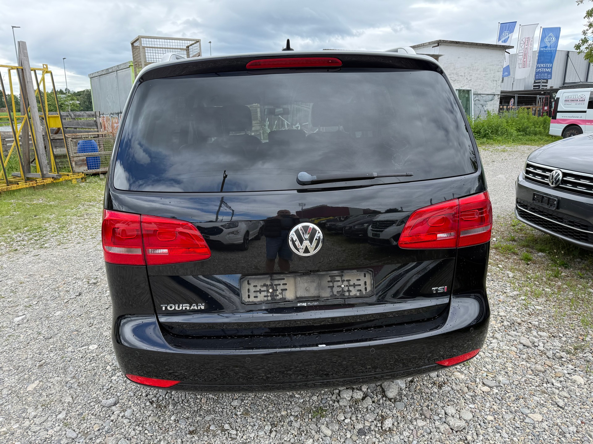 VW Touran 1.4 TSI Highline DSG-image-4