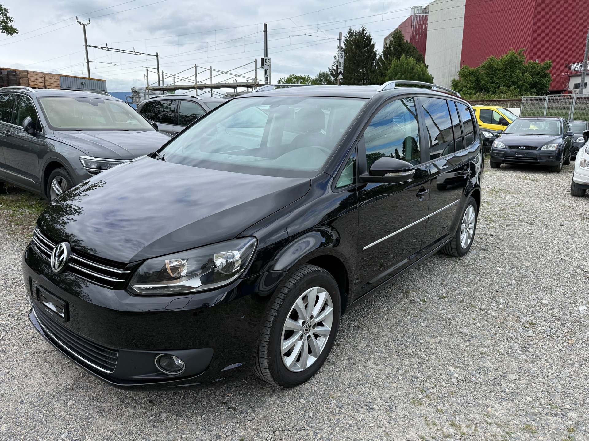 VW Touran 1.4 TSI Highline DSG-image-2