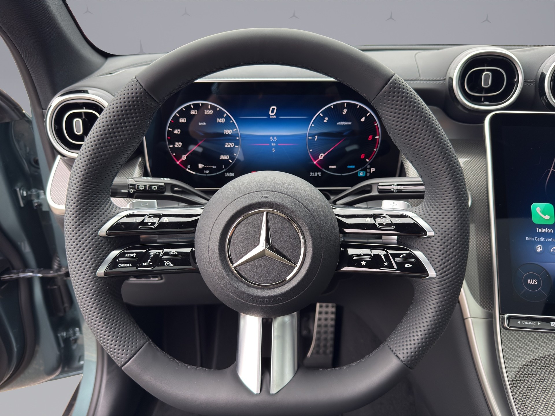 MERCEDES-BENZ GLC 220 d AMG Line 4matic-image-9