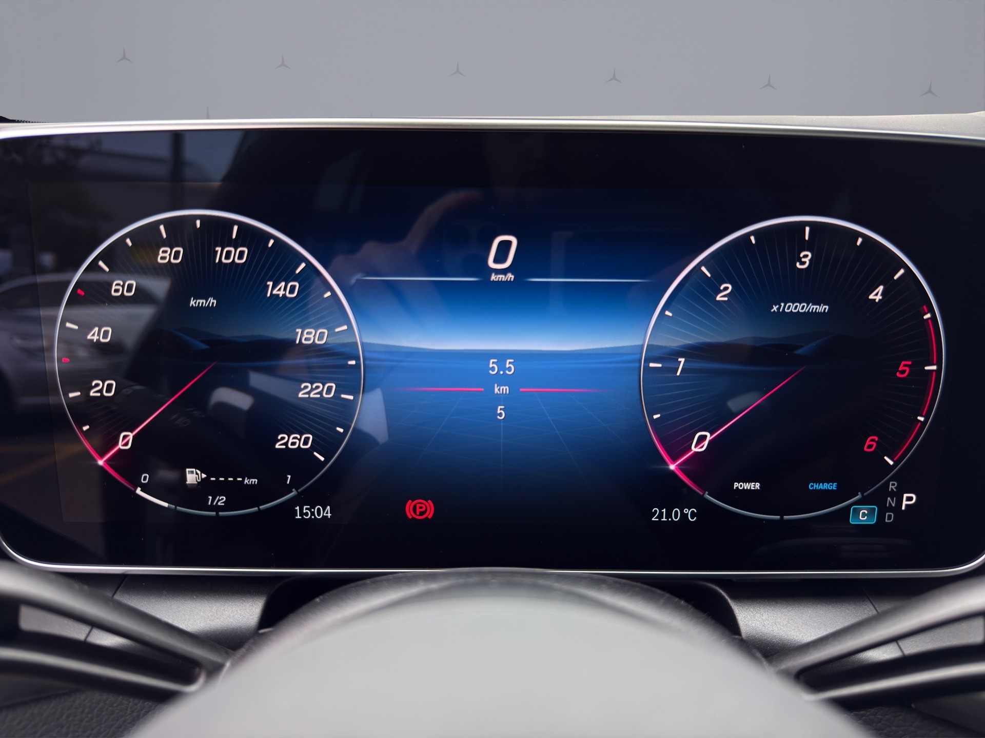 MERCEDES-BENZ GLC 220 d AMG Line 4matic-image-10