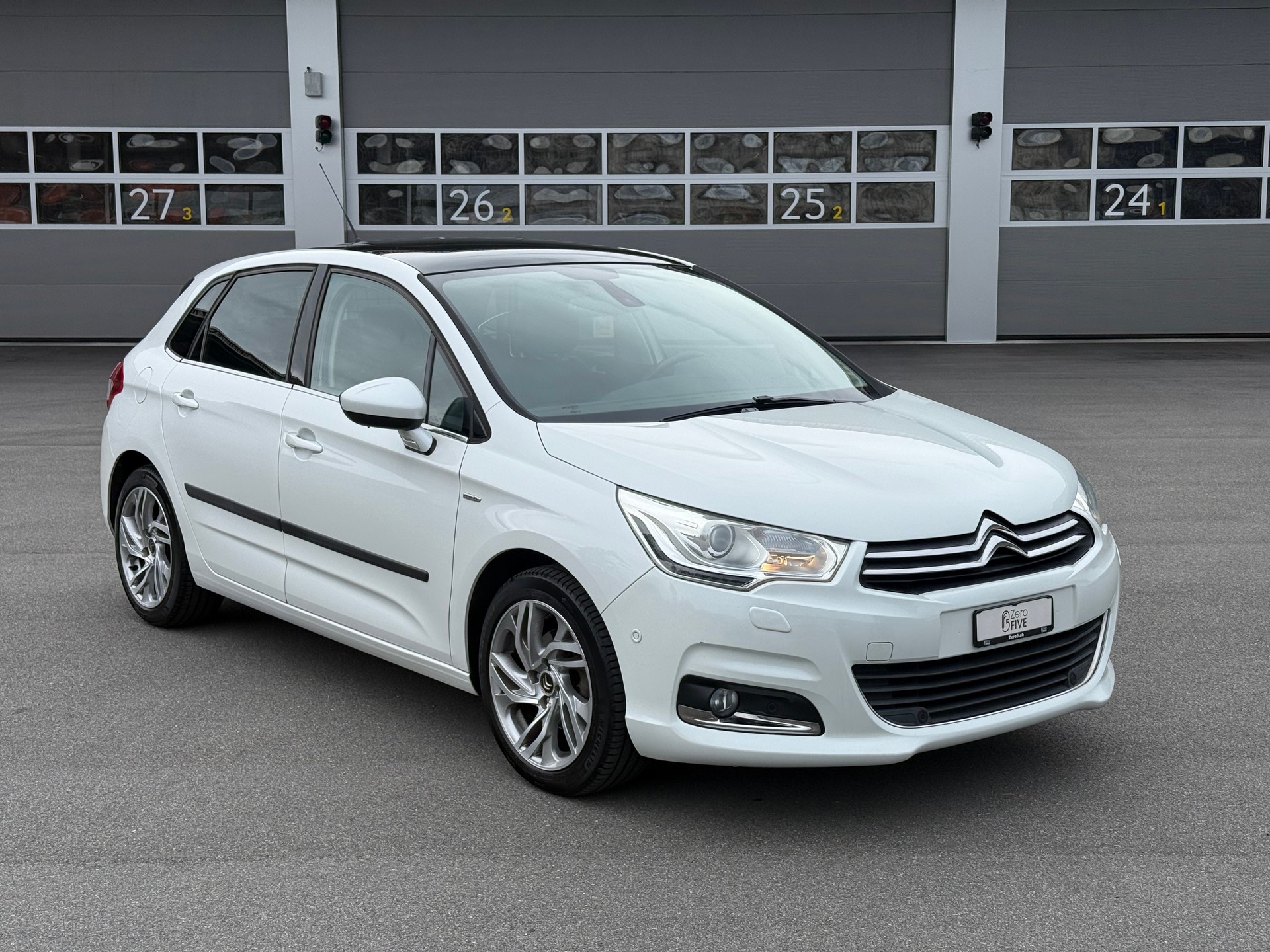 CITROEN C4 Berline 1.6 e-HDi Exclusive EGS6-image-0