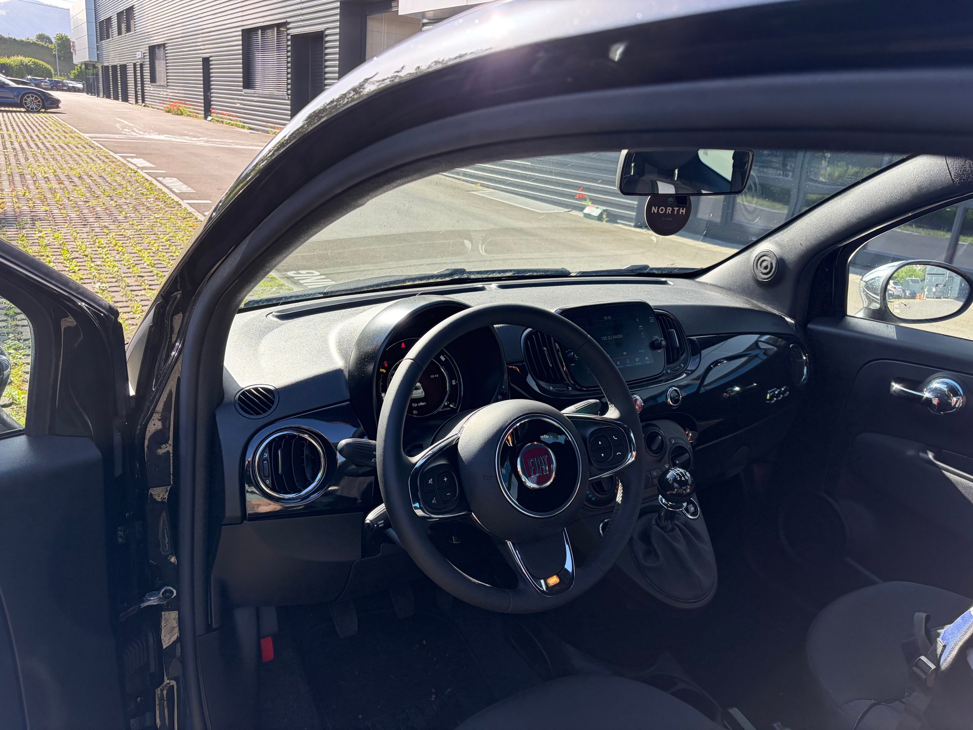 FIAT 1.0 Hybrid Swiss Edition-image-3